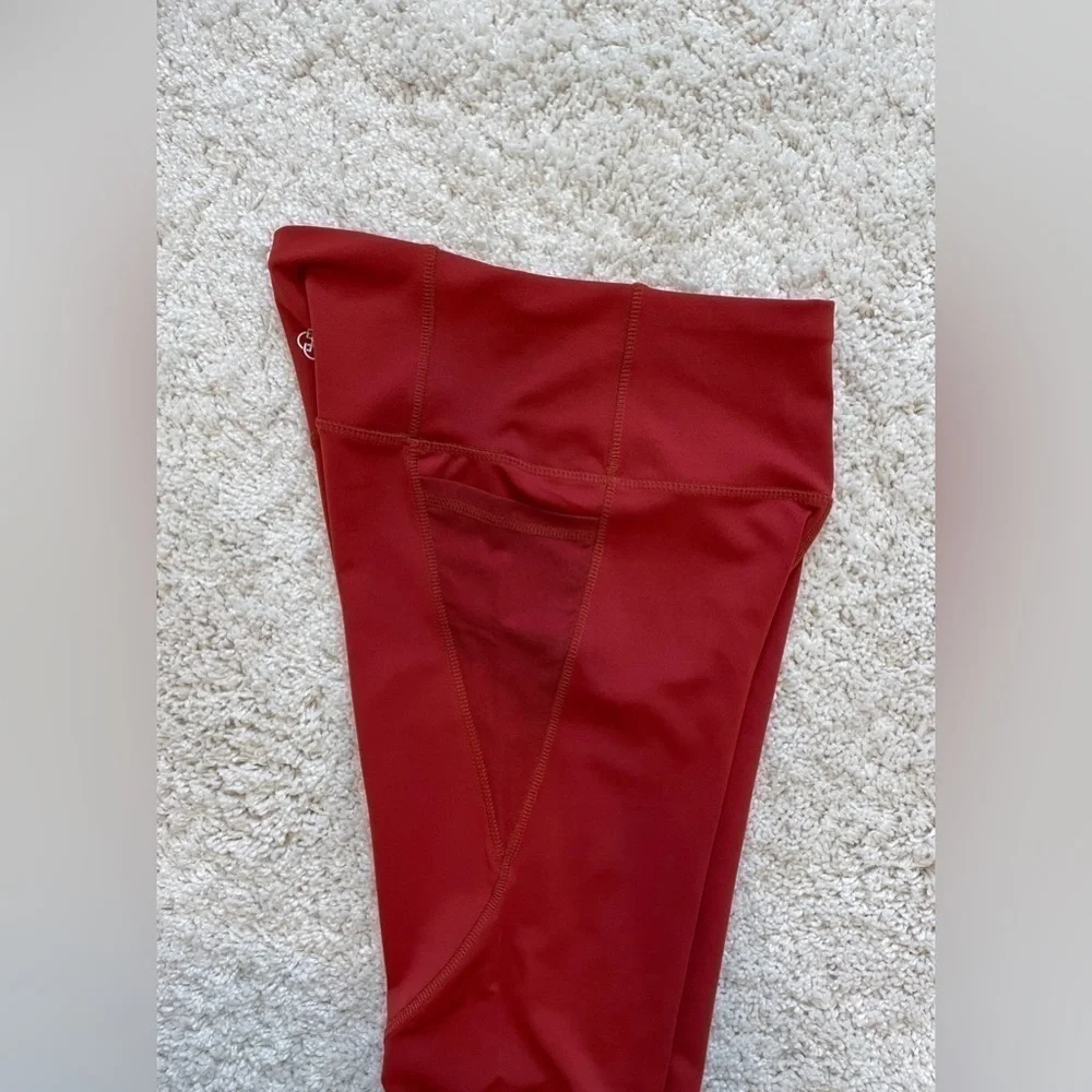 Daisy Fuentes Red High Waist Leggings With Pockets Active Athleisure Size Medium - Picture 2 of 3